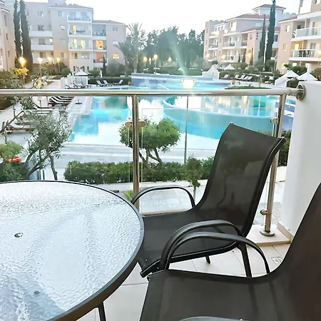 公寓 Elysia Park Ameliya 202 Paphos