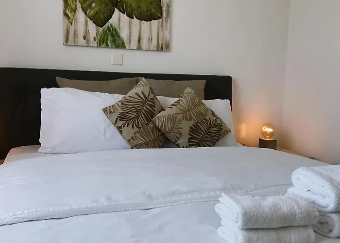 Elysia Park Ameliya 202 Apartmán Paphos