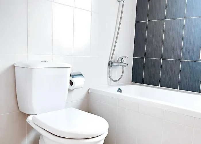 Elysia Park Ameliya 202 Apartment