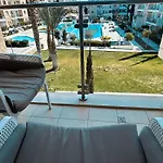 Apartament Elysia Park Ameliya 202