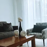 Elysia Park Ameliya 202 Apartament